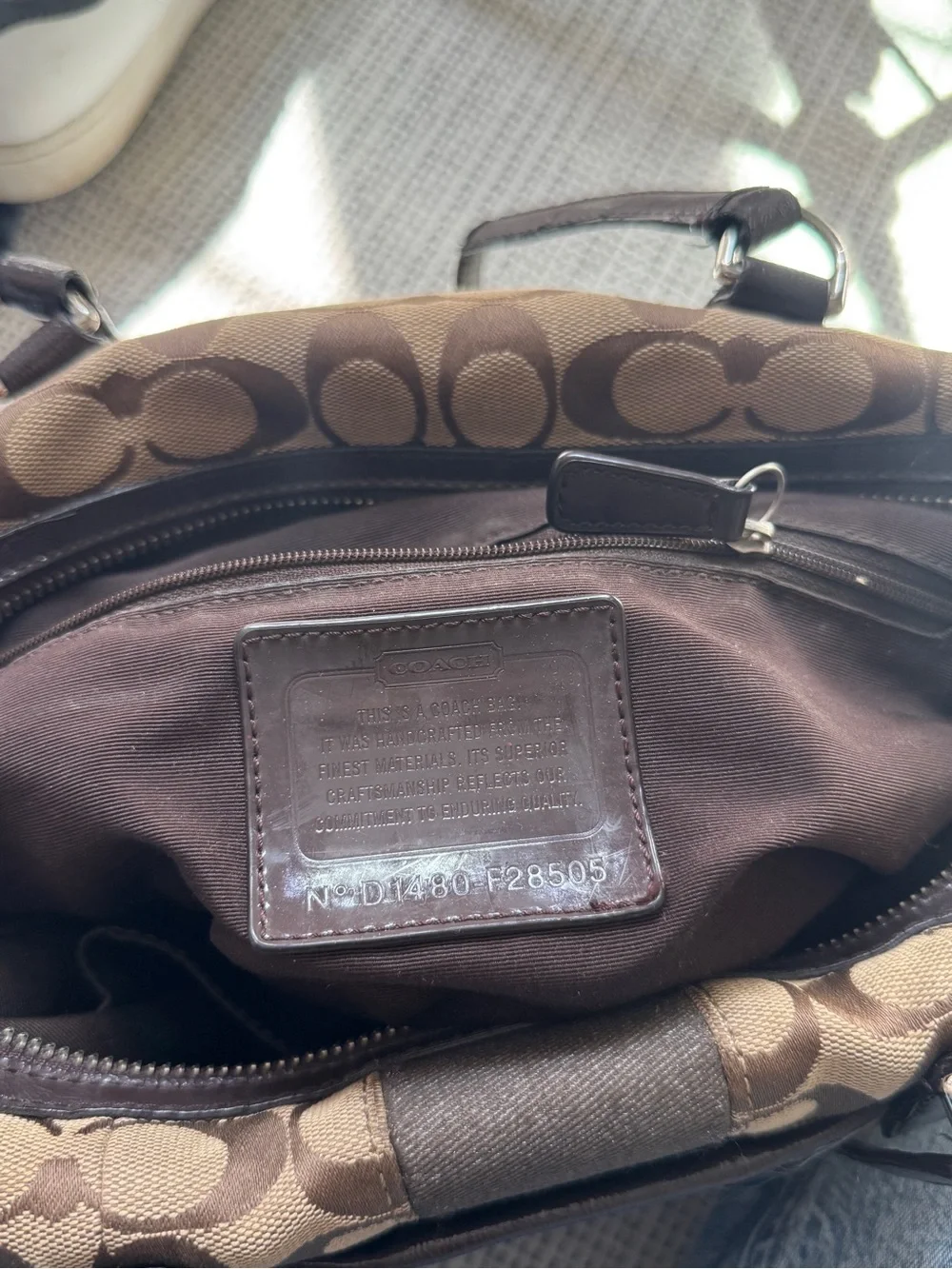 Coach classic signature